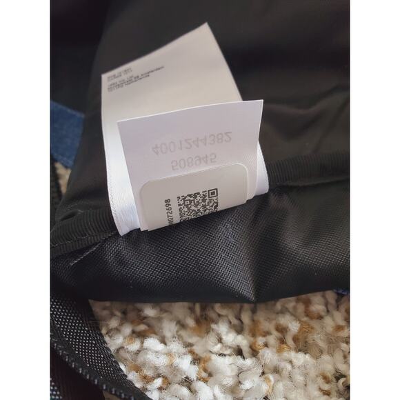 Supreme The North Face Bleached Denim Print Shoulder Bag Indigo Zippered 8x11 - Picture 9 of 9